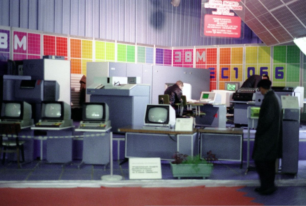While it is common today to view computer technologies as a product of capitalism created with the backing of the Pentagon, back in the USSR of the 19