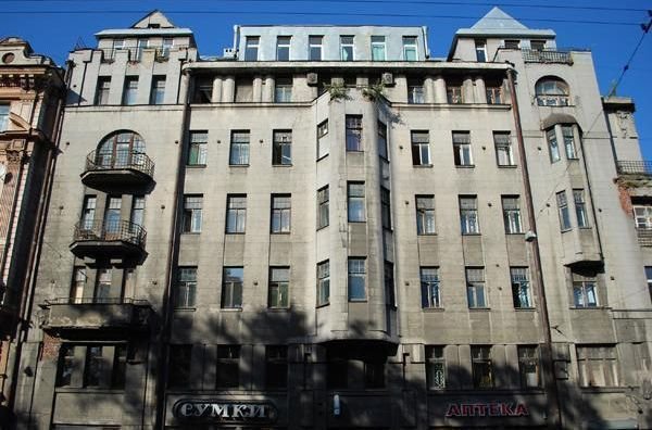 
      Какие дома отреставрируют в Петербурге за 10 лет
    